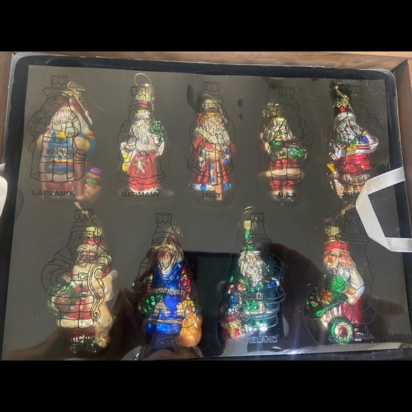 Thomas Pacconi 2002 Santa Collection. - Picture 6 of 6